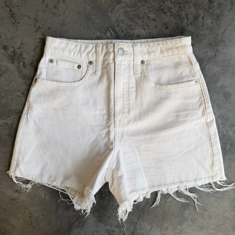 Madewell Curvy Denim Short Size 27